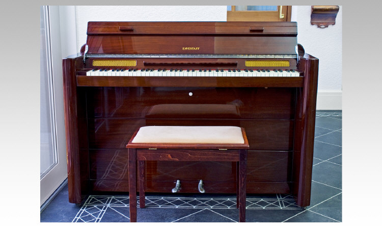 Appraisal: Eavestaff Pianette Minipiano In High Gloss Mahogany Finish Serial Number