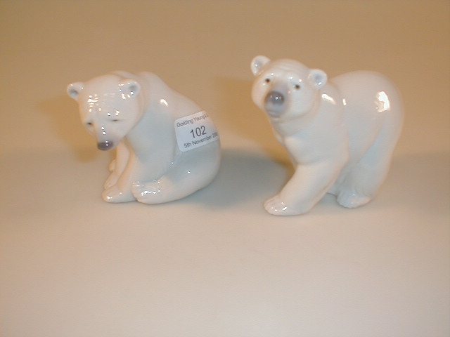 Appraisal: Two small Lladro figurines of polar bears one sitting one