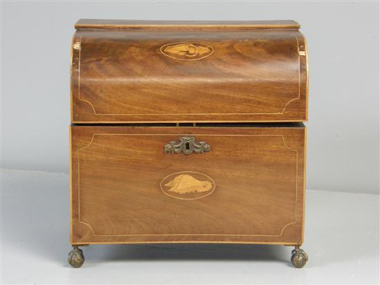 Appraisal: th century mahogany stationery box with inlaid boxwood stringing and