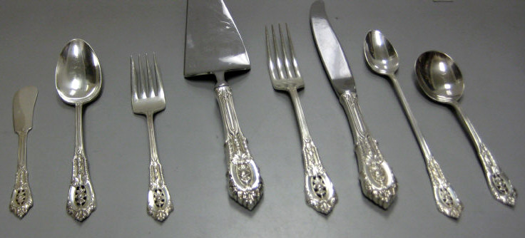 Appraisal: WALLACE SILVERSMITHS WALLINGFORD CT Sterling silver Rose Point flatware service