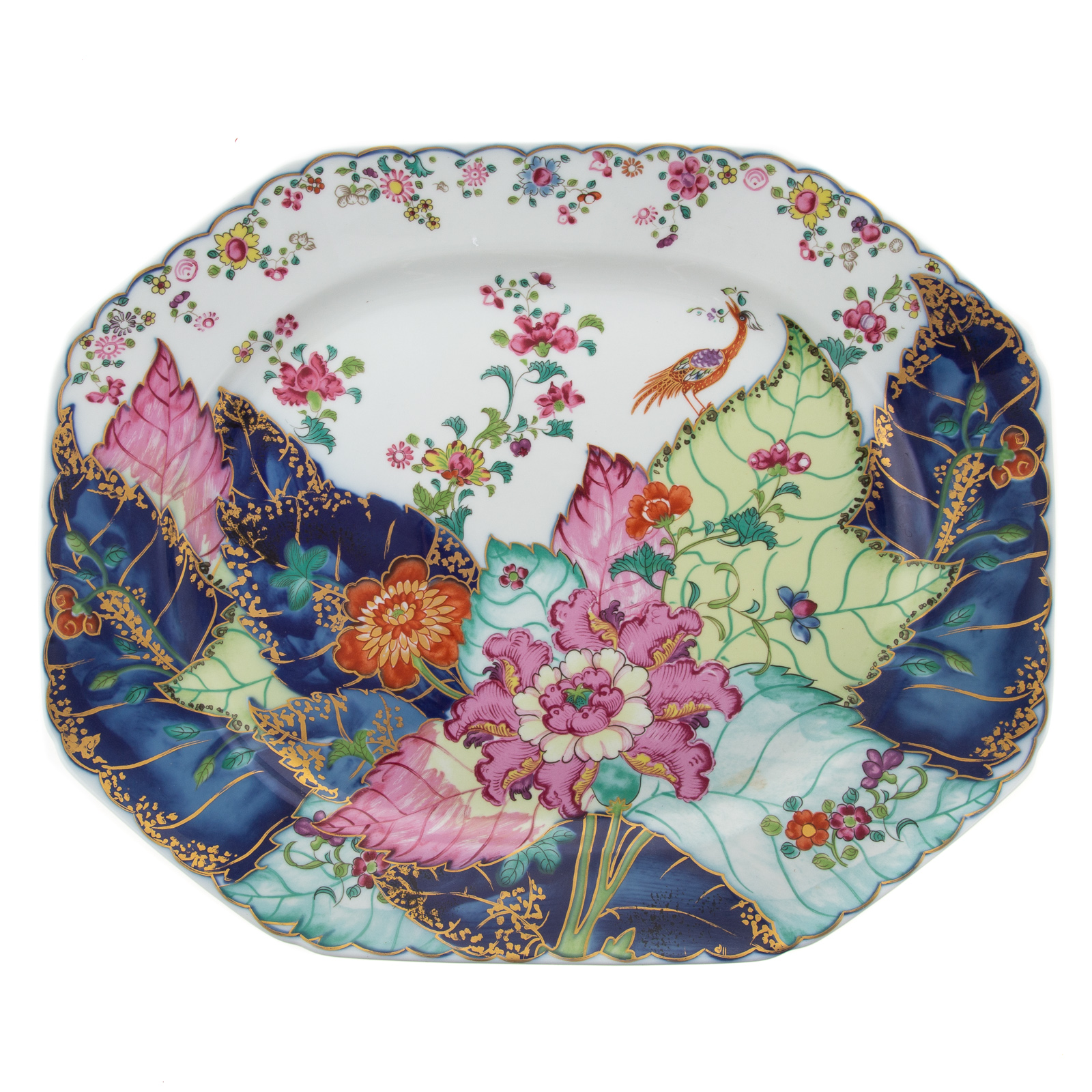 Appraisal: LARGE MOTTAHEDEH TOBACCO LEAF PLATTER Octagonal platter in the Chinese