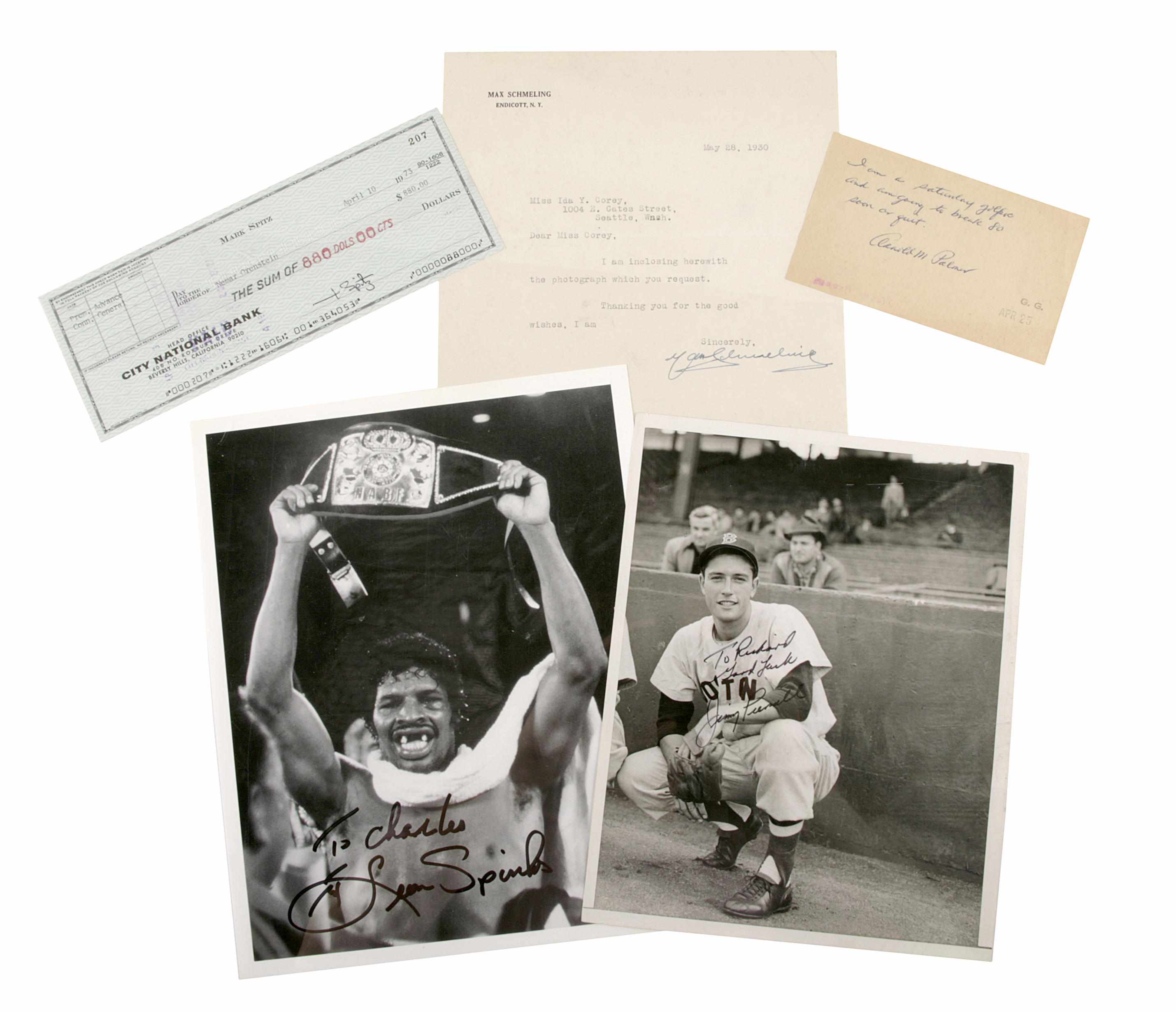 Appraisal: A collection of sports autographs binders containing approximately manuscript examples