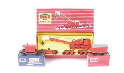 Appraisal: Hornby Dublo -rail Rolling Stock comprising red matt Breakdown Crane