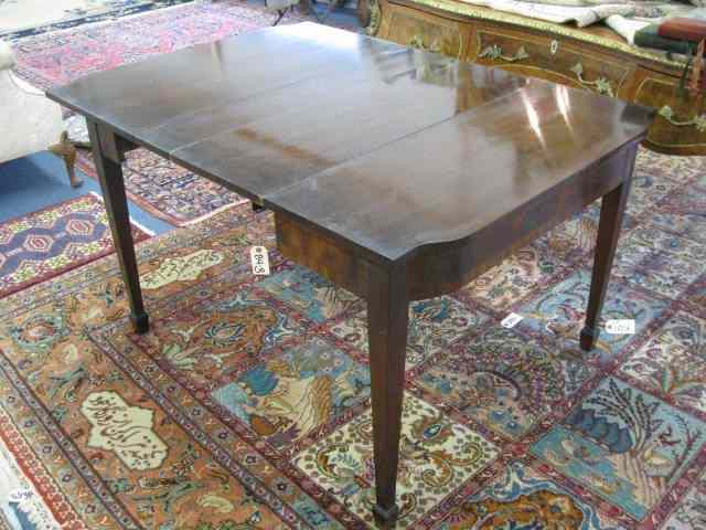 Appraisal: Mahogany Extension Table with leaves