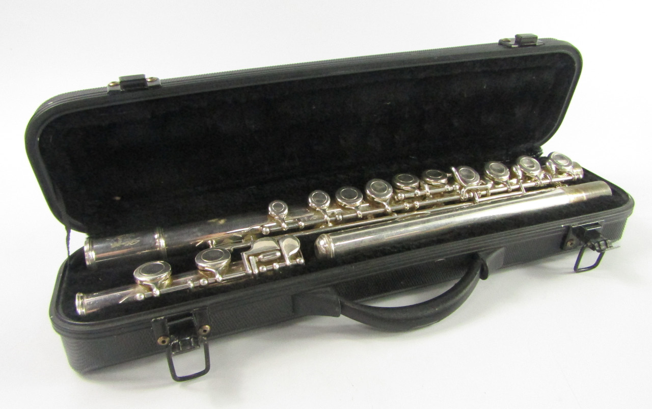 Appraisal: A Stagg flute F cased