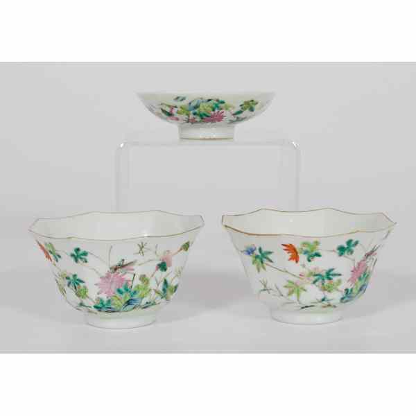 Appraisal: Chinese Famille Verte Cups and Saucers China th century a