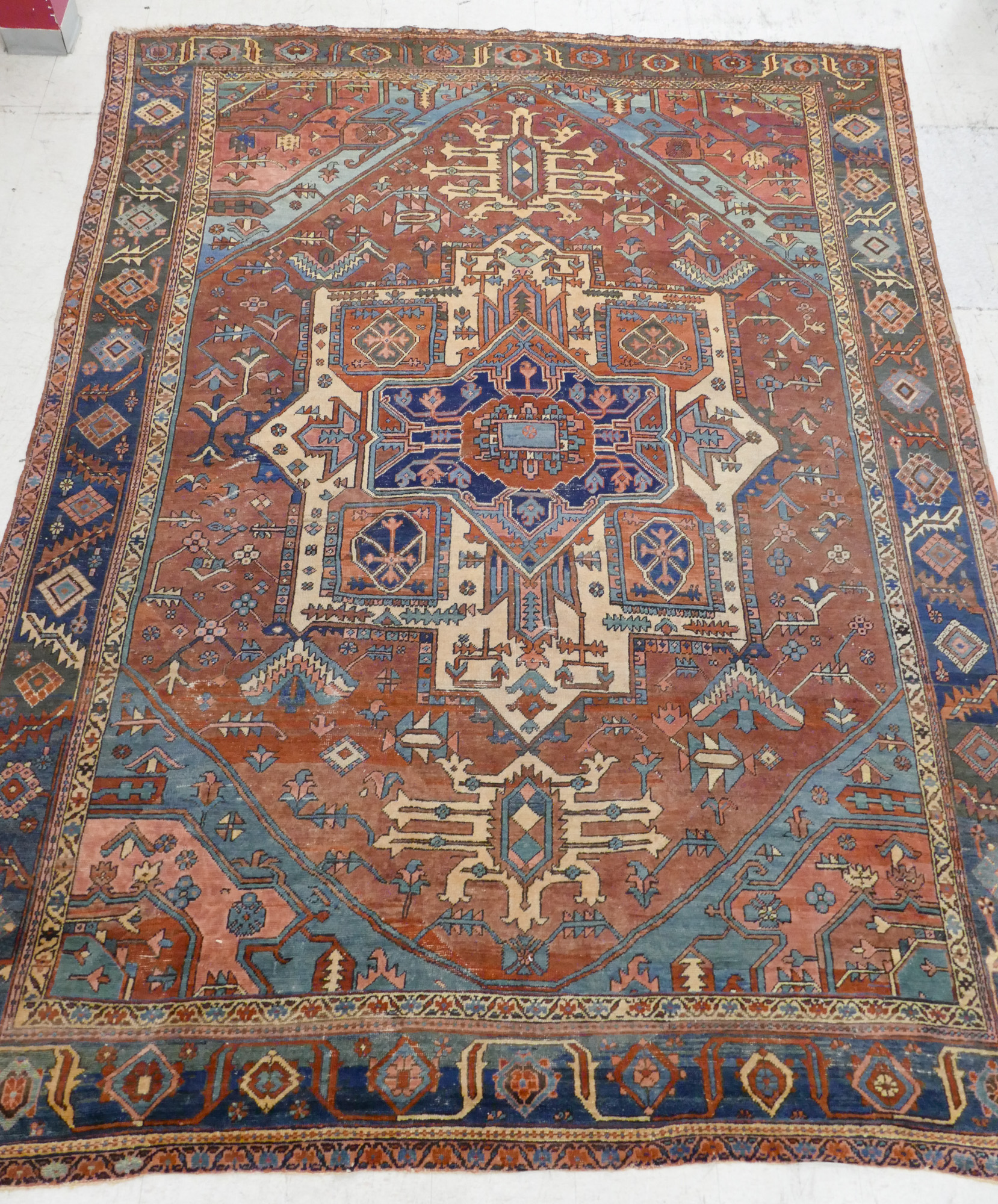 Appraisal: Antique Persian Heriz Star Medallion Oriental Rug 'x ' ''