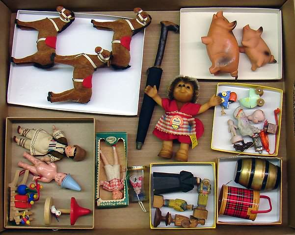 Appraisal: Lot of minis Dolls - carved wooden German Caco doll