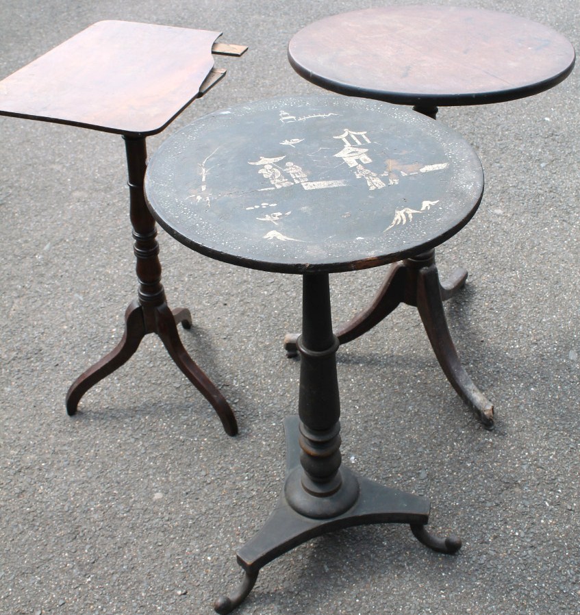 Appraisal: A thC ebonised and japanned tripod table with circular top