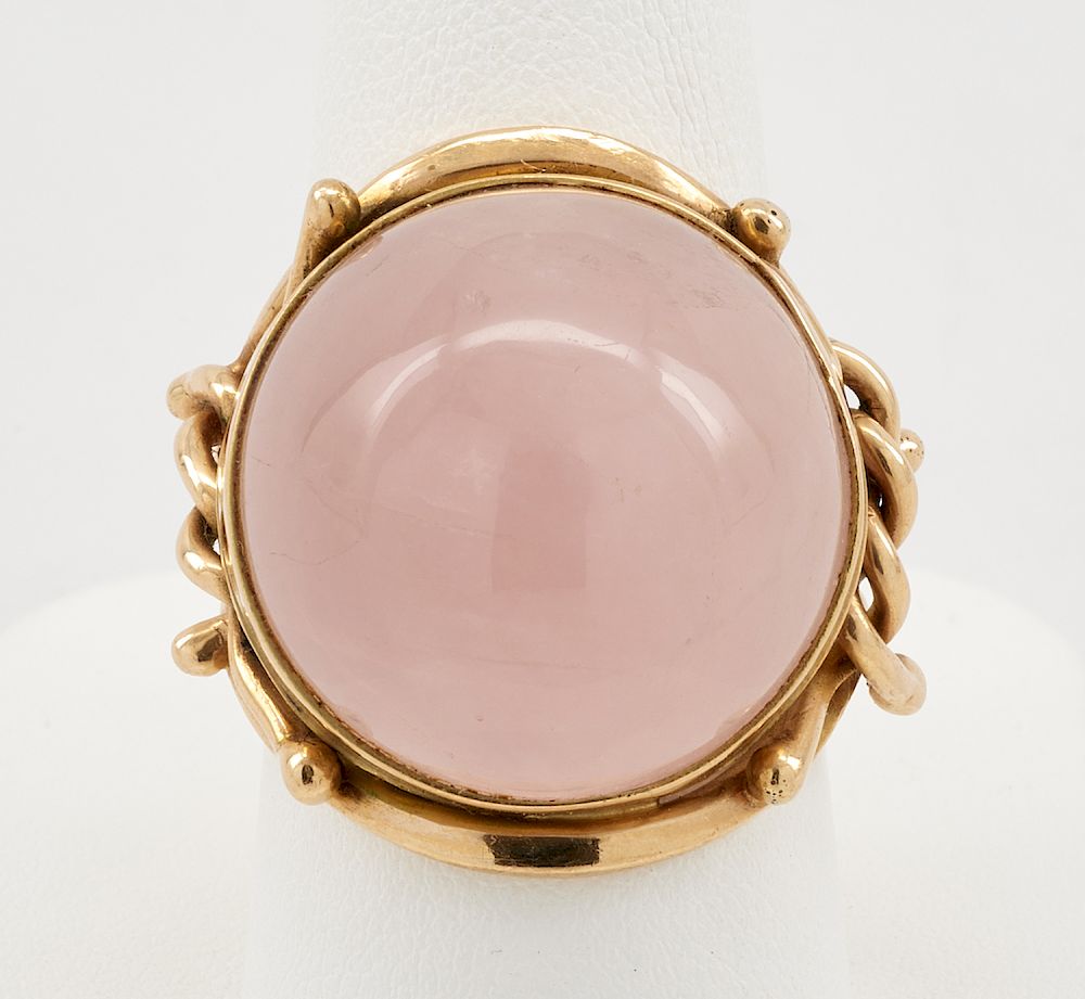 Appraisal: k Yellow gold rose quartz ring k Yellow gold and