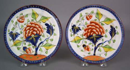 Appraisal: Two Gaudy Dutch plates in the grape pattern dia