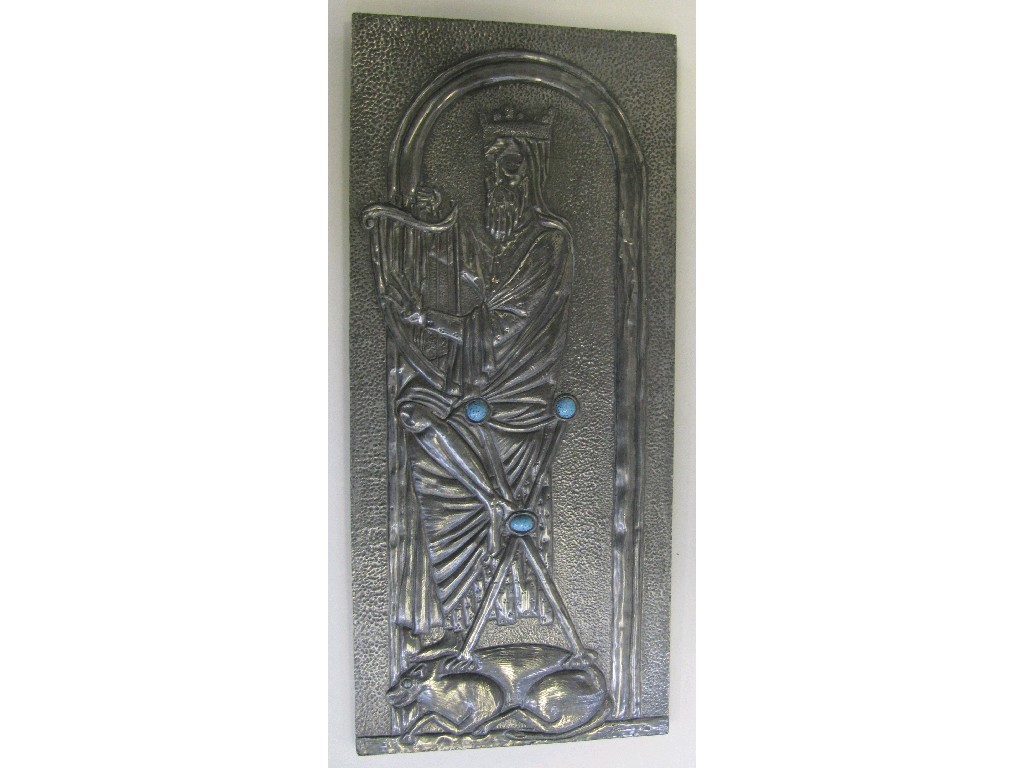 Appraisal: Pewter plaque depicting King James playing the harp sat upon