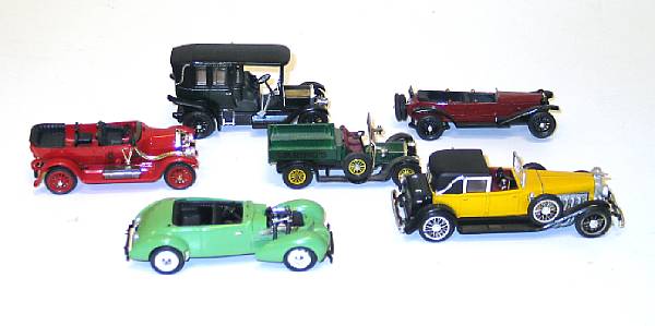 Appraisal: Plastic rd scale vehicles An accumulation of assorted manufactured vehicles