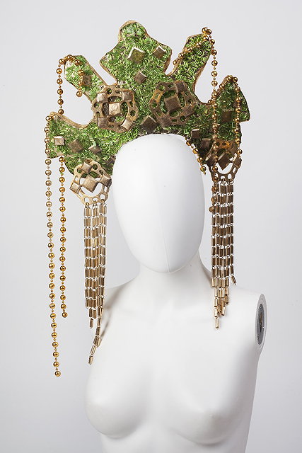 Appraisal: A green 'Handmaiden' headdress from the film Flash Gordon of