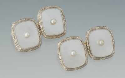 Appraisal: A Pair of Gold and Mother of Pearl Cufflinks k