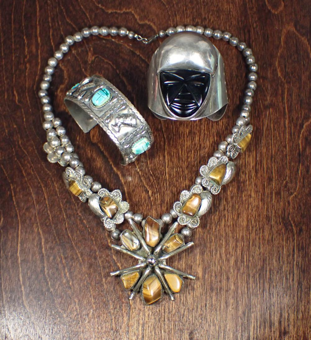 Appraisal: THREE ARTICLES OF SILVER JEWELRY Navajo inspired necklace set with