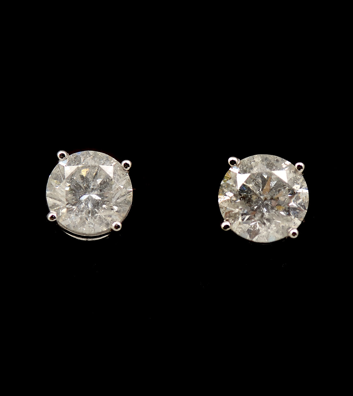 Appraisal: K CTW DIAMOND STUDS diamonds are set in K white