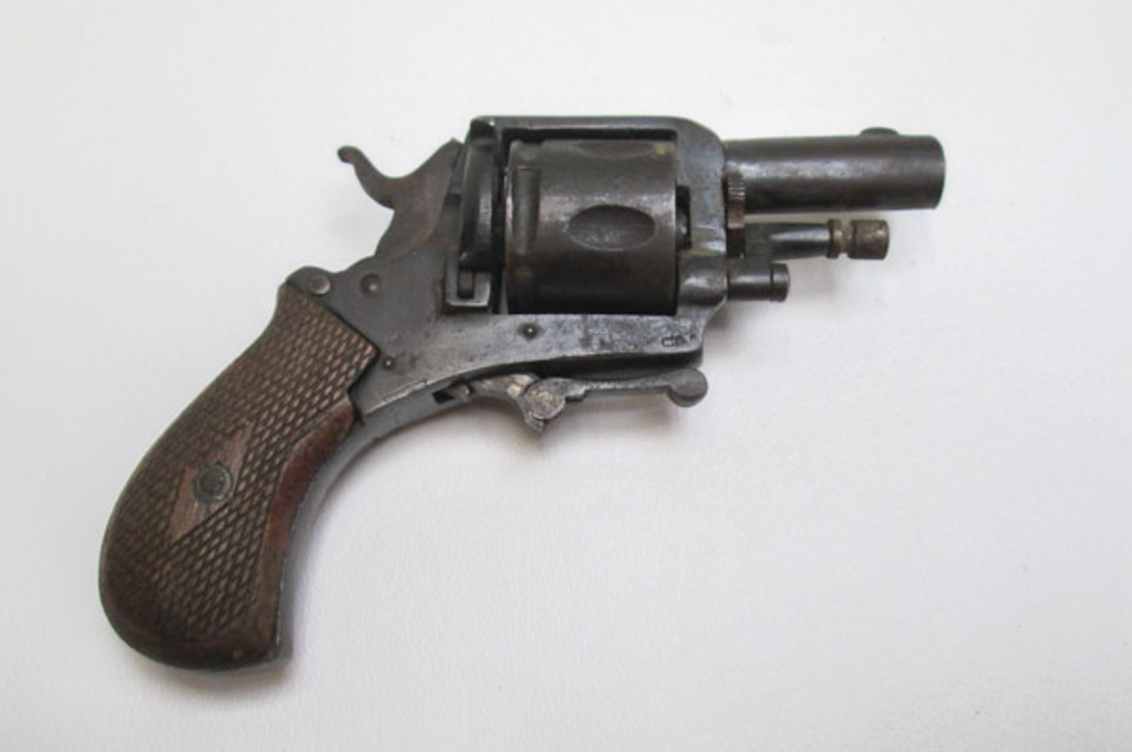 Appraisal: ANTIQUE BRITISH BULLDOG STYLE REVOLVER approximately center fire caliber barrel