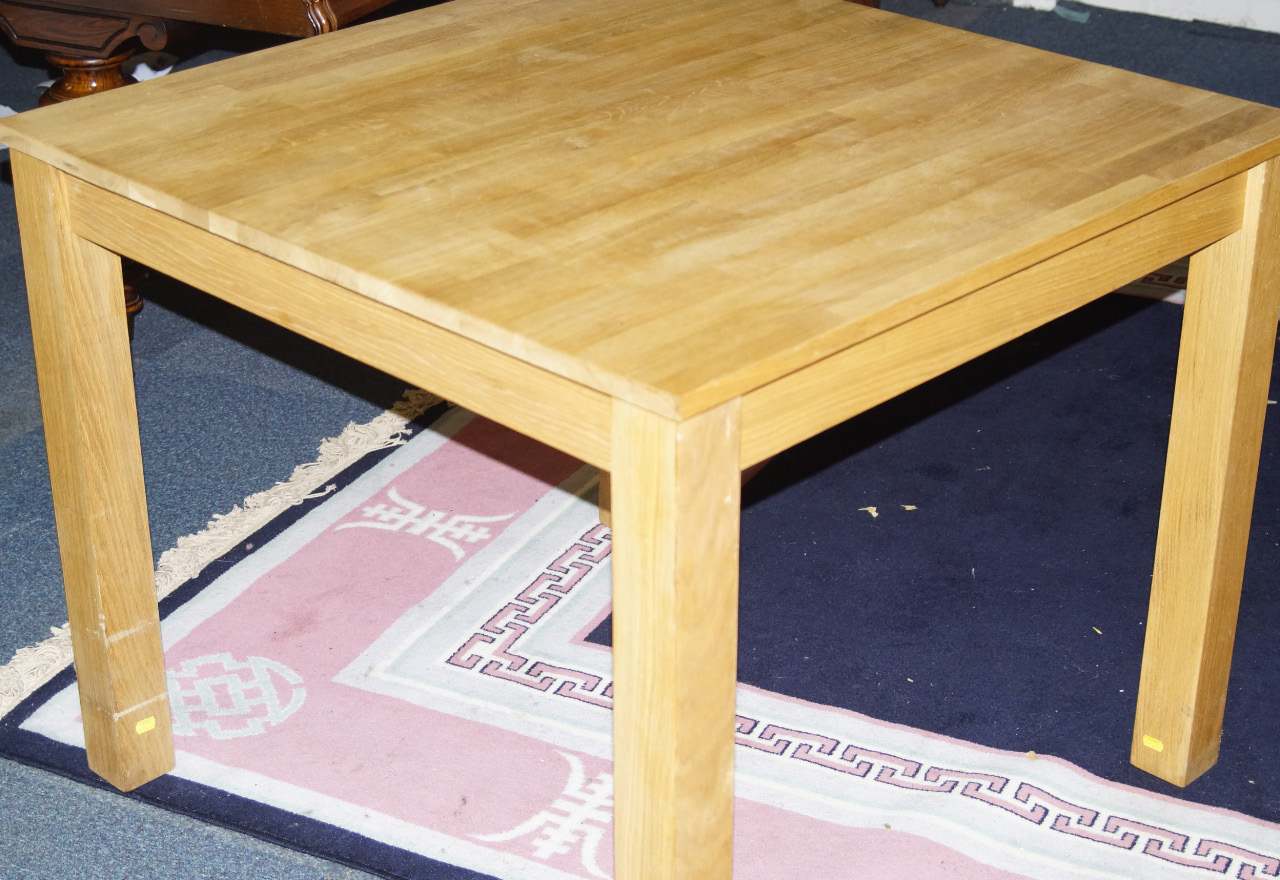 Appraisal: A thC oak kitchen table of square section raised on