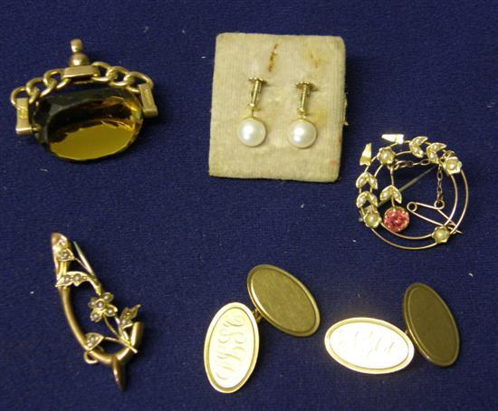 Appraisal: Two brooches gold cufflinks gold swivel fob and cultured pearl