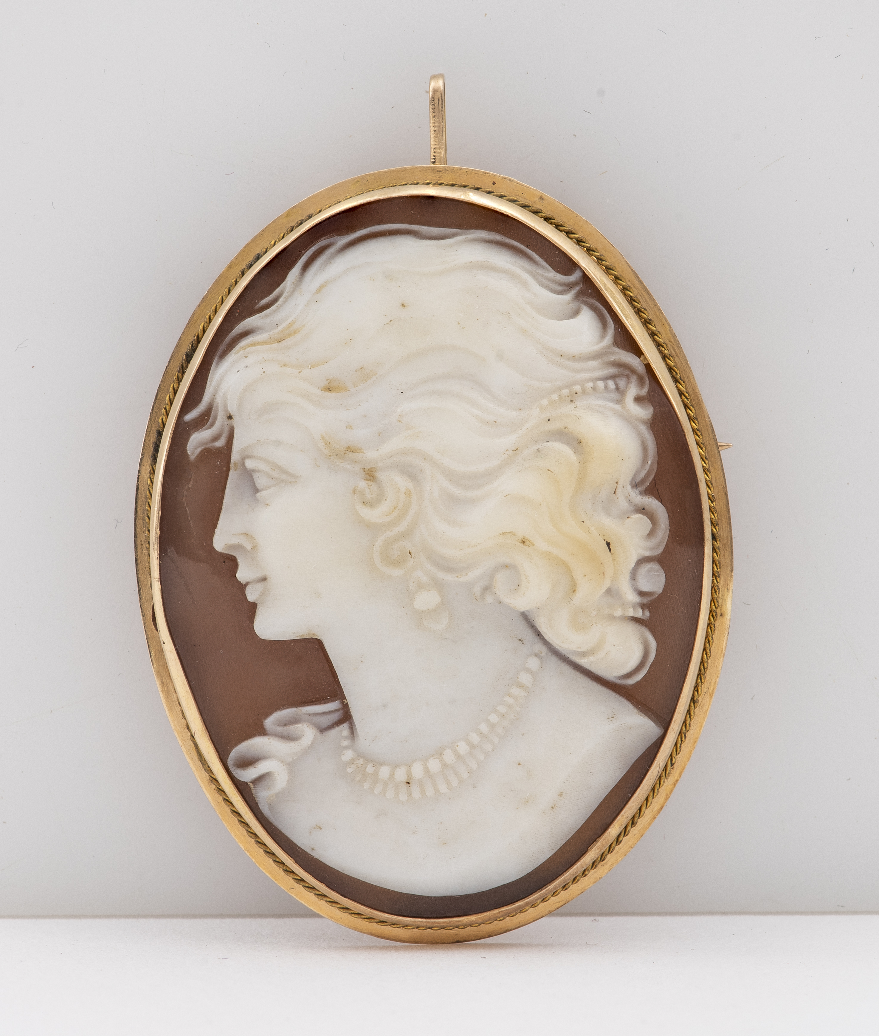 Appraisal: K YELLOW GOLD CAMEO CLASSICAL MAIDEN BROOCH P Antique K