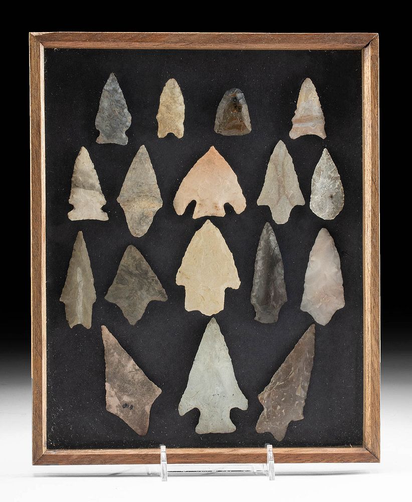 Appraisal: Lot of Native American Paleo Stone Projectile Points Native American