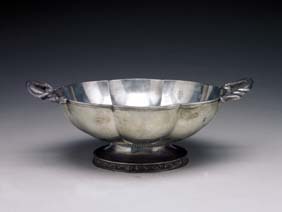 Appraisal: GOERGE V ENGLISH SILVER BOWL Fine George V English silver