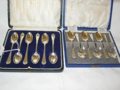 Appraisal: A SET OF SIX TEASPOONS the pointed finials cast with