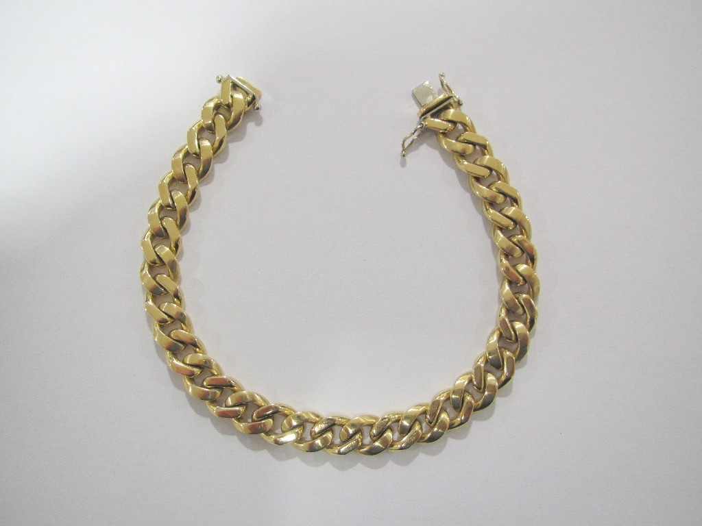 Appraisal: Eighteen carat gold flat curb link bracelet Approximately gms