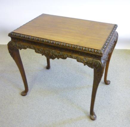 Appraisal: A MAHOGANY OCCASIONAL TABLE of early Georgian design th century