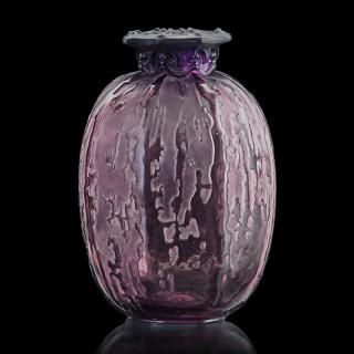 Appraisal: LALIQUE Fontaines lidded vase LALIQUE Fontaines lidded vase France des