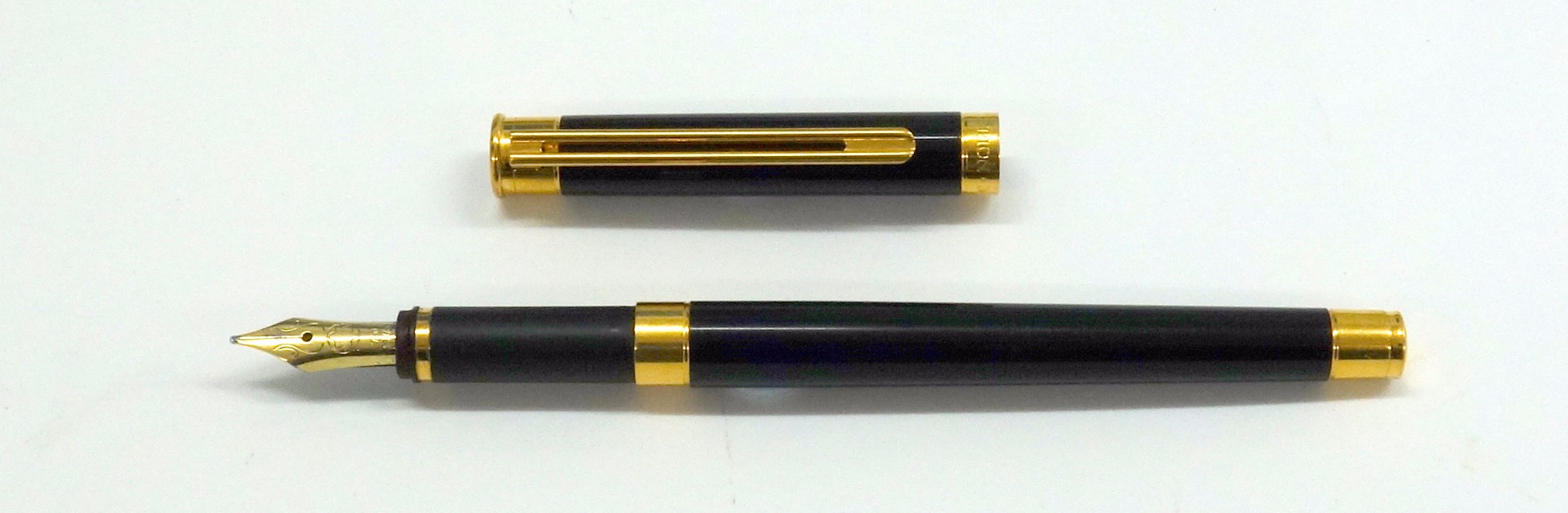 Appraisal: A Montblanc Noblesse black and gilt fountain pen with ct