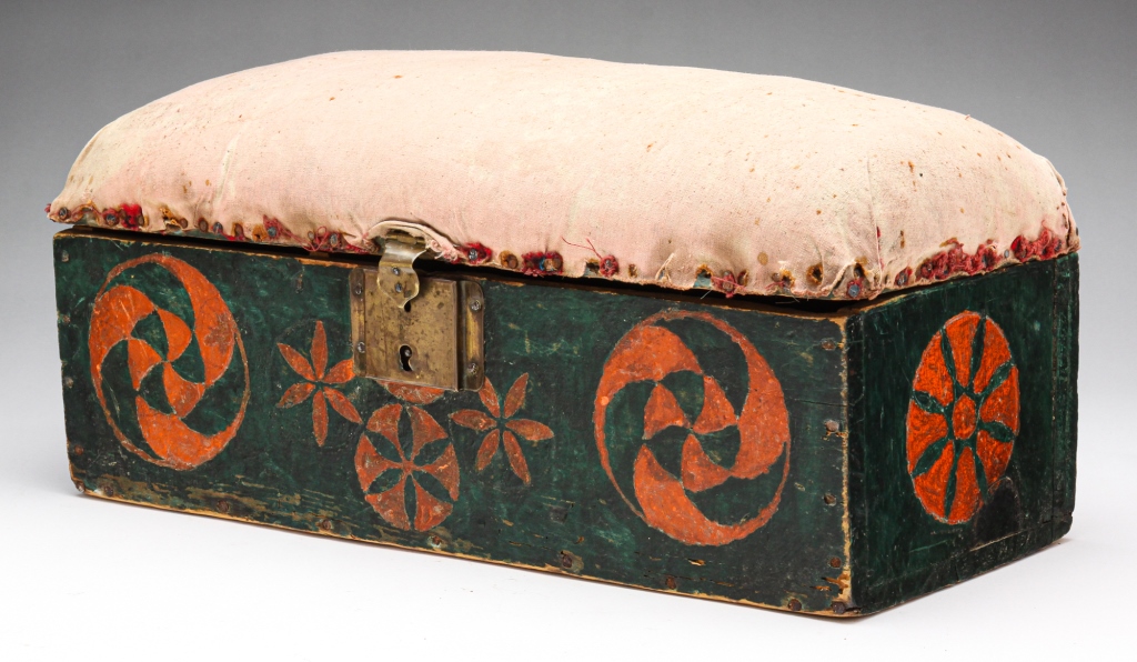 Appraisal: AMERICAN DECORATED BOX WITH PINCUSHION LID Second half th century