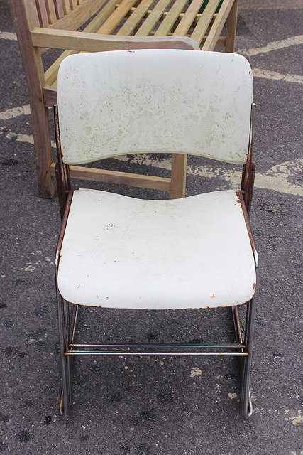 Appraisal: A SET OF FOUR CREAM PAINTED AND CHROME WIRE CHAIRS