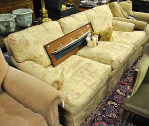 Appraisal: A large George Smith country house sofa with linen floral