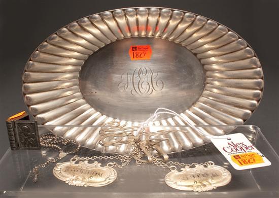 Appraisal: American silver bread basket Reed Barton together with two silver