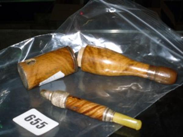 Appraisal: An Edwardian pearwood metamorphic pipe designed for concealed use modelled