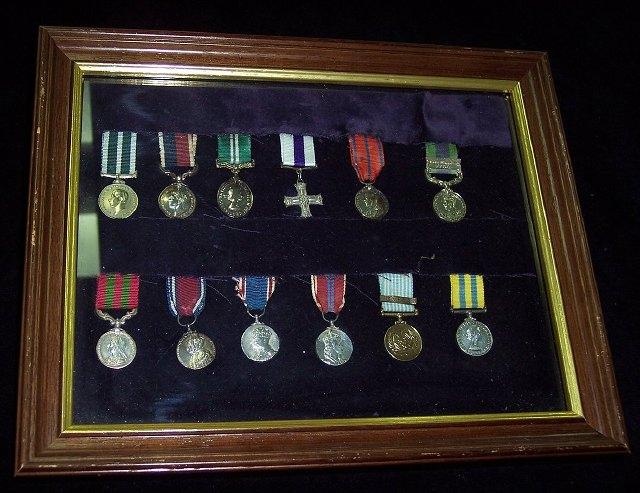 Appraisal: A collection of twelve miniature medals including The Red Cross