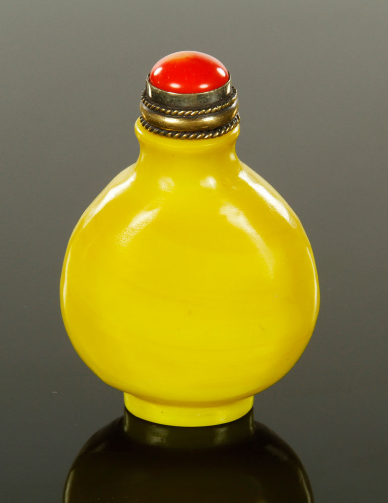 Appraisal: - Chinese Peking Glass Snuff Bottle Chinese snuff bottle yellow