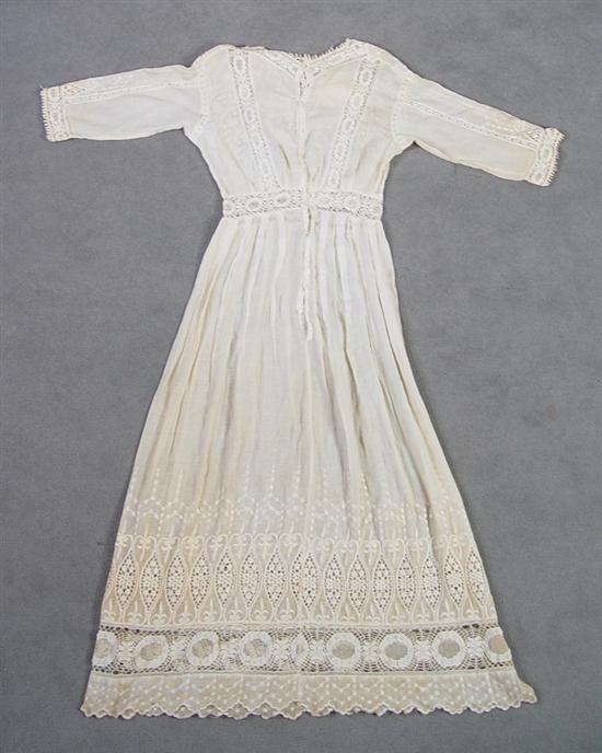 Appraisal: Ladies Cotton Victorian Dress Early 's Cotton lawn with tatting