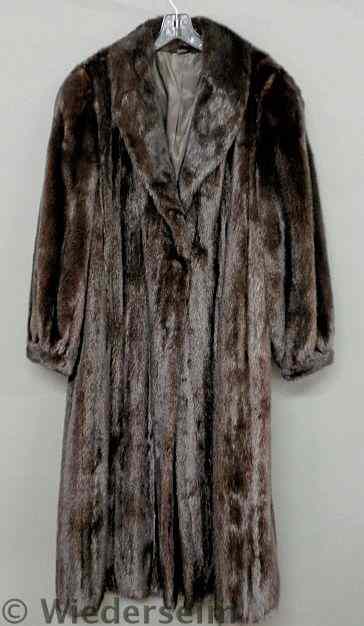 Appraisal: Ladies mink coat c by Nina Ricci Paris l sweep