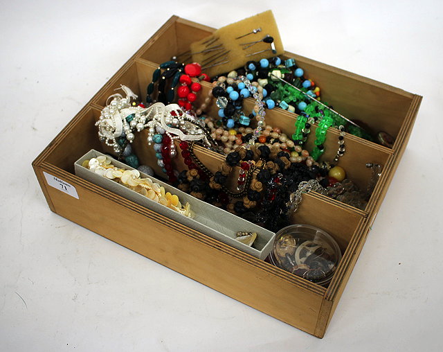 Appraisal: A SMALL QUANTITY OF PASTE JEWELLERY necklaces hat pins etc