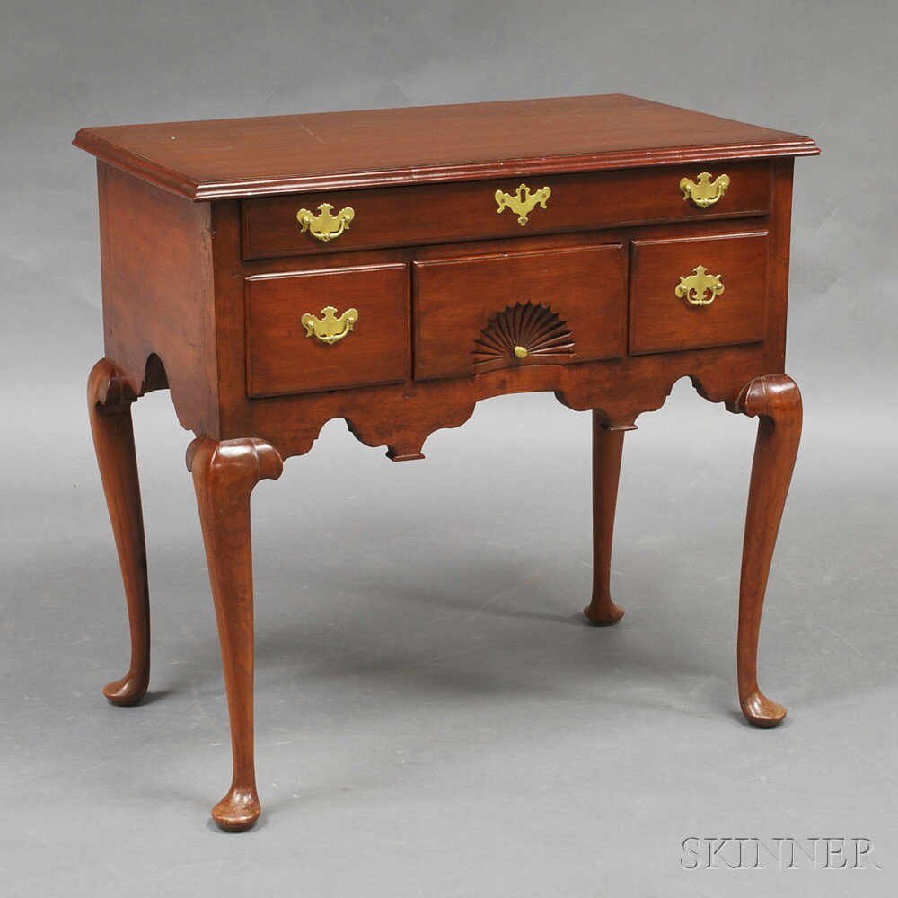 Appraisal: Queen Anne Sycamore Dressing Table the molded rectangular top over