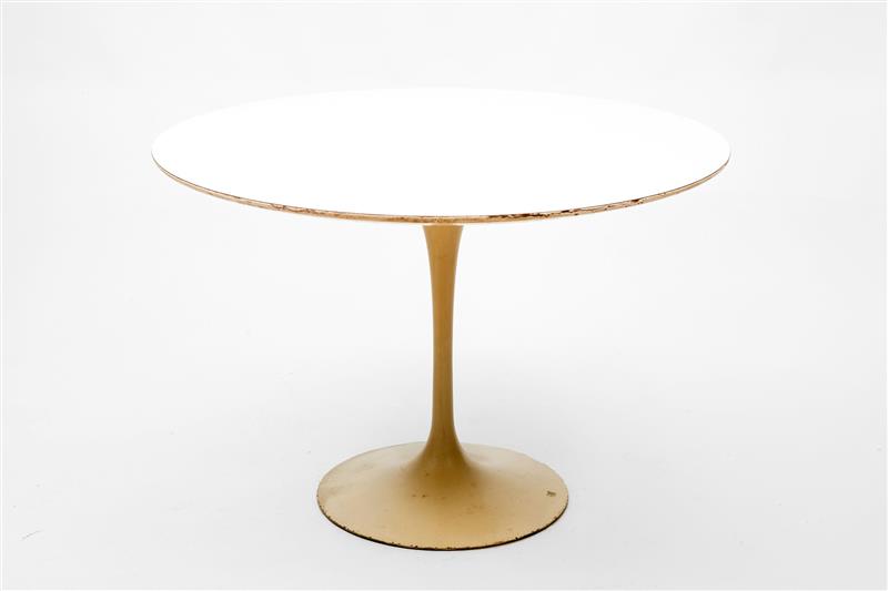 Appraisal: Round Table Eero Saarinen for Knoll White laminate painted metal