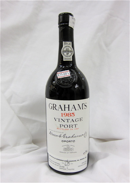 Appraisal: TWELVE BOTTLES VINTAGE PORT Graham's Graham's Quinta do Malvedos