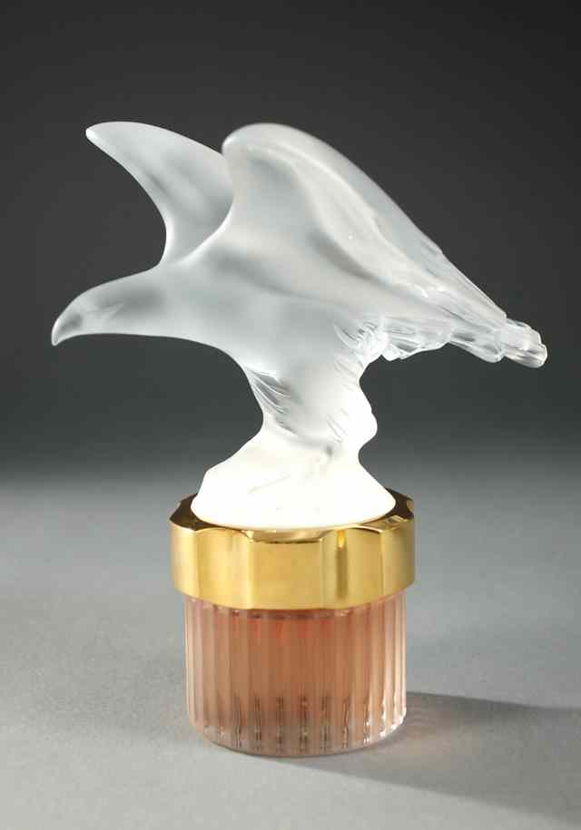 Appraisal: LALIQUE ''AIGLE'' MASCOTS COLLECTIONS PERFUM POUR HOMME the top having