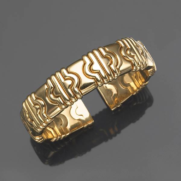 Appraisal: An k gold cuff bracelet weighing gr size in