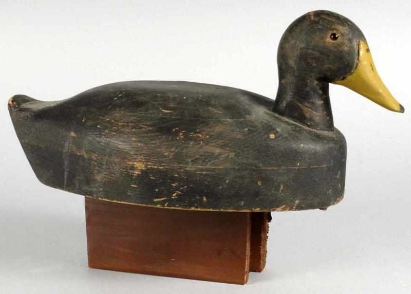 Appraisal: Wooden Duck Decoy Description Circa Unsigned Small new wooden stand