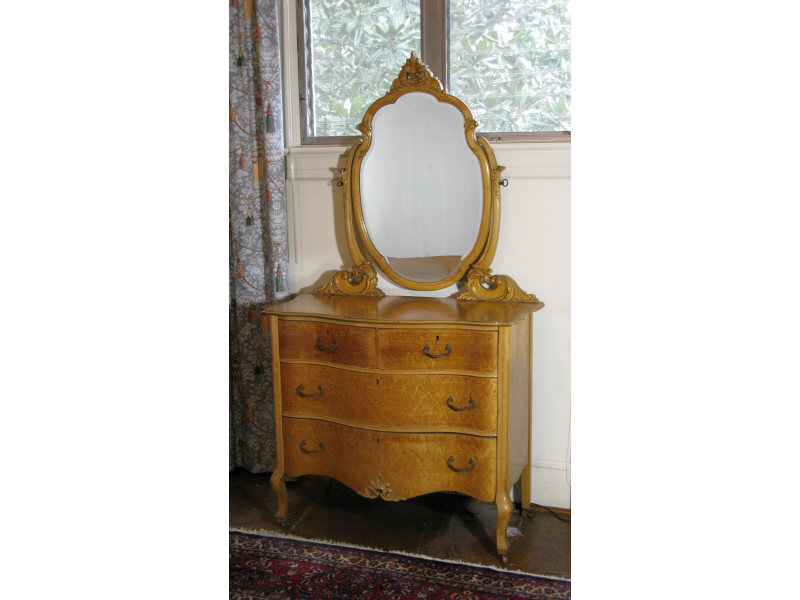 Appraisal: Vintage Bird's Eye Maple Dresser mid th c bird s