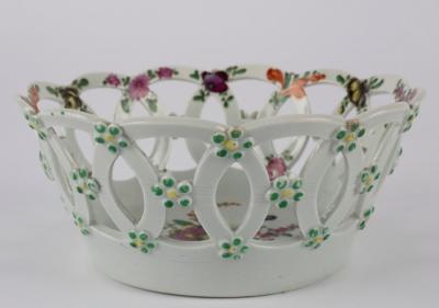 Appraisal: A Worcester small circular basket with overlapping circlet sides painted